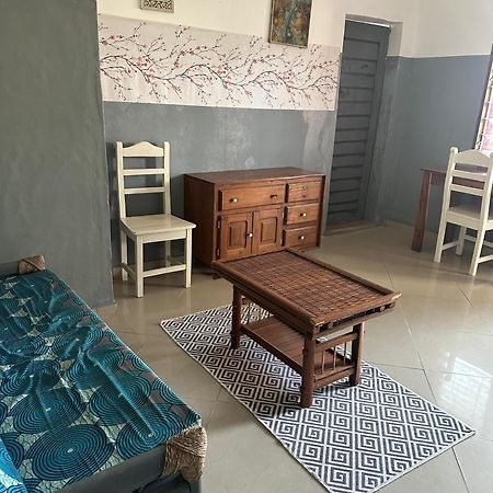 La Guesthouse Etoile 科托努 外观 照片