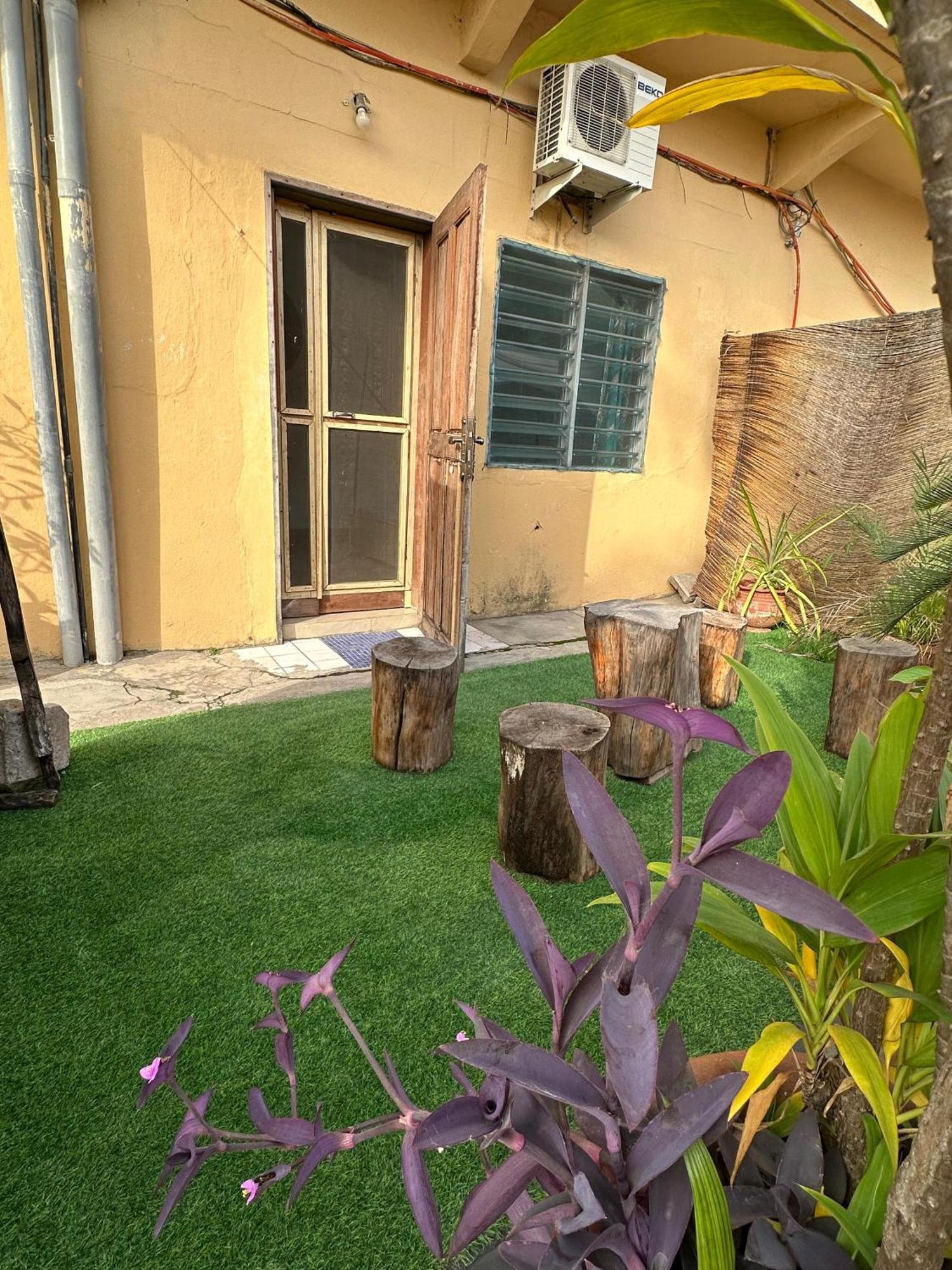 La Guesthouse Etoile 科托努 外观 照片